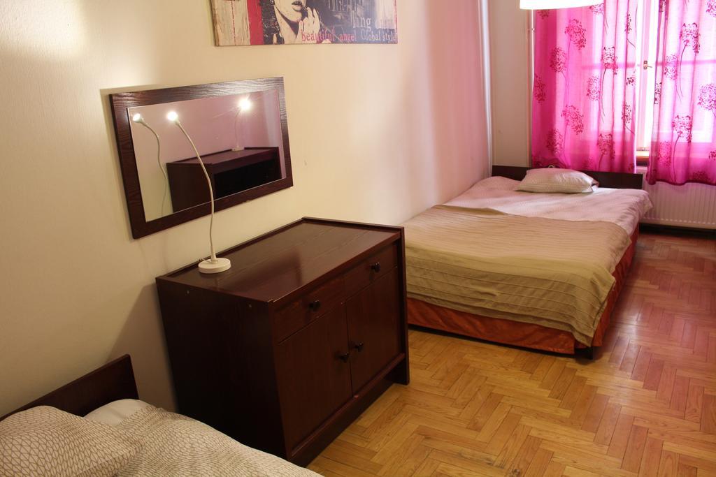Cracow Old Town Guest House คราคูฟ ภายนอก รูปภาพ