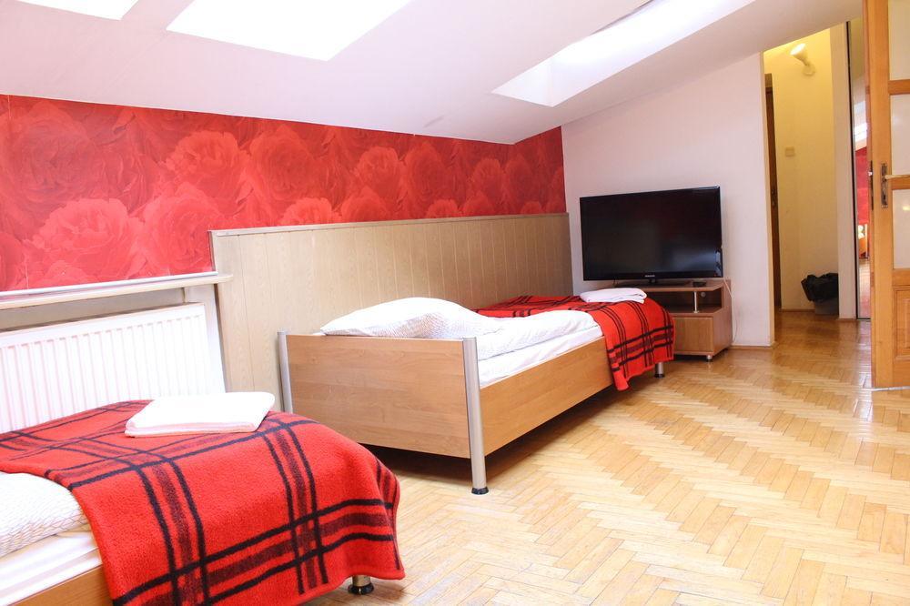 Cracow Old Town Guest House คราคูฟ ภายนอก รูปภาพ