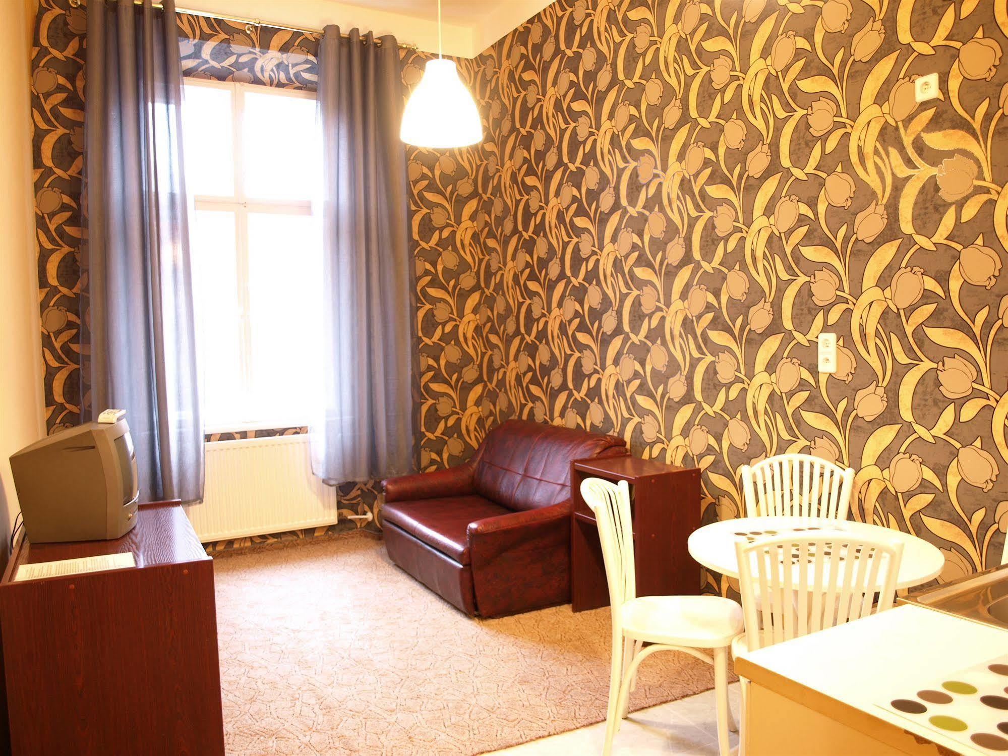 Cracow Old Town Guest House คราคูฟ ภายนอก รูปภาพ