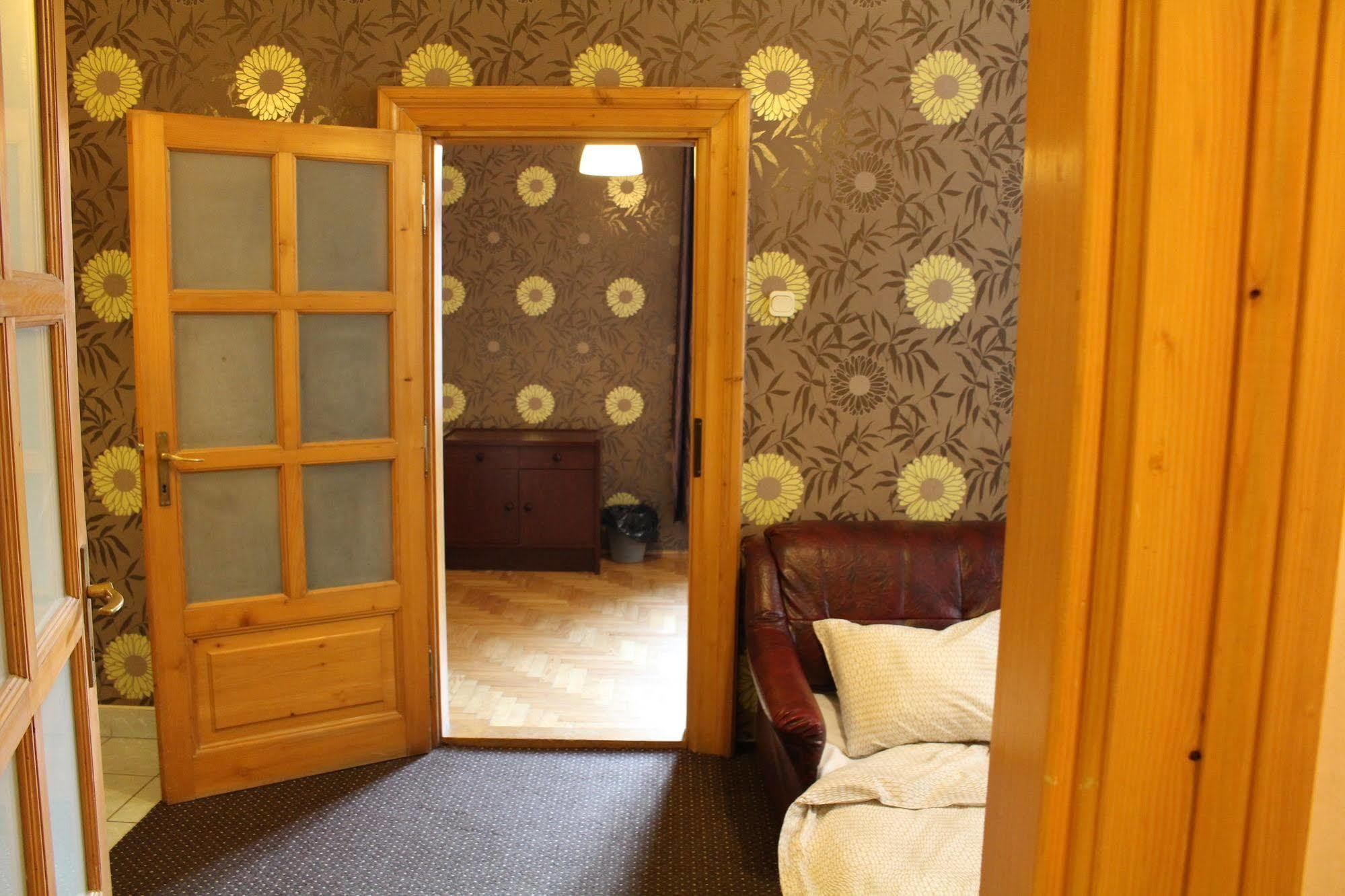Cracow Old Town Guest House คราคูฟ ภายนอก รูปภาพ