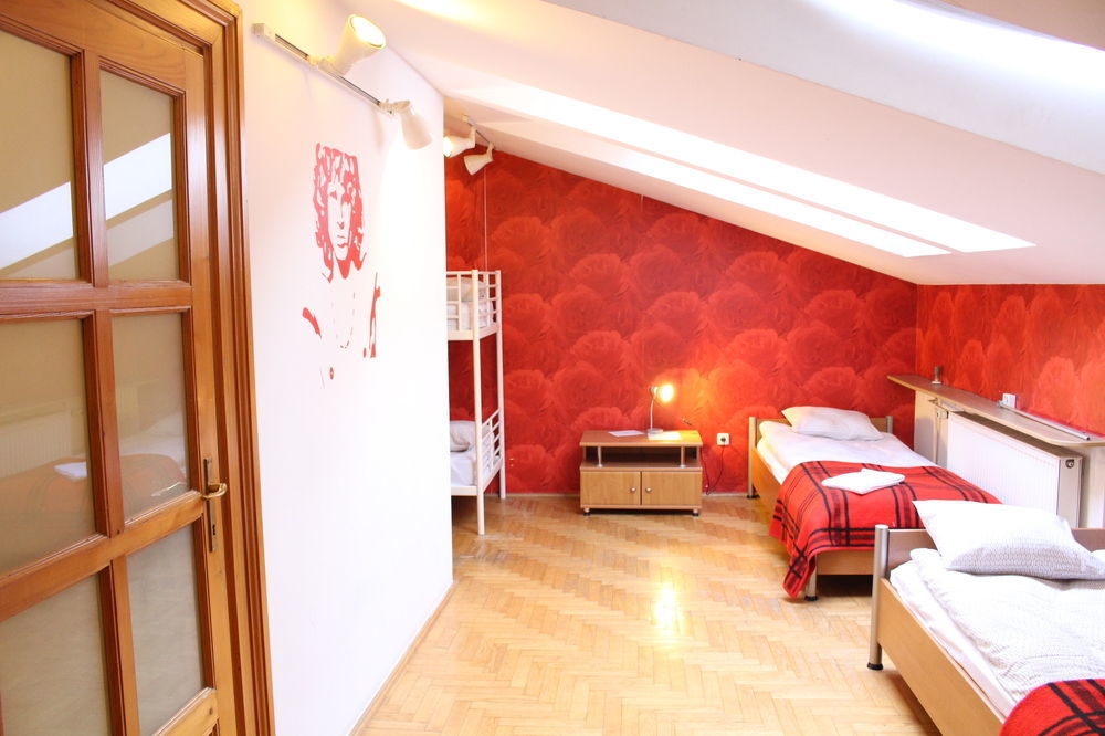 Cracow Old Town Guest House คราคูฟ ภายนอก รูปภาพ